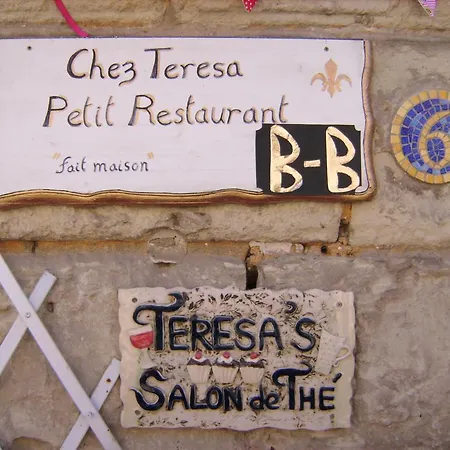 Chez Teresa - A Taste D'angleterre 住宿加早餐酒店 *