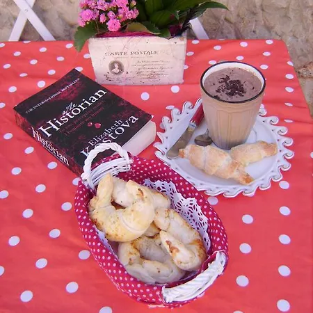 Chez Teresa - A Taste D'angleterre * Fontevraud-l'Abbaye